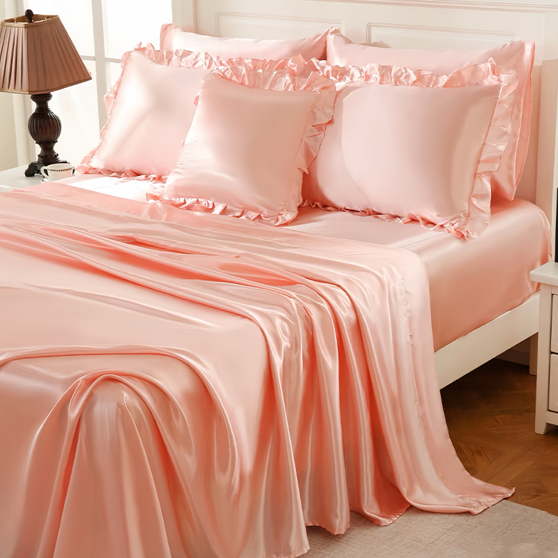 Set lenjerie de pat din satin